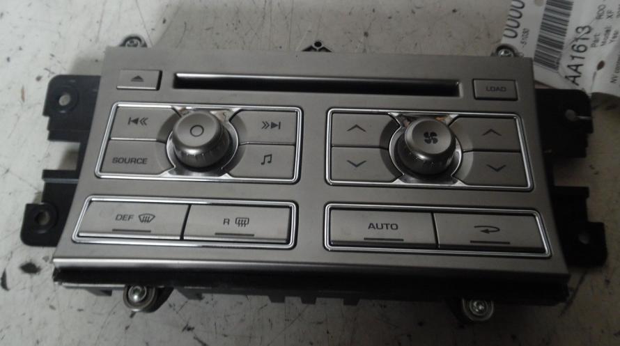 JAGUAR XF XF    8X23-18C858-BE  Panel de radio del coche  Electrico 