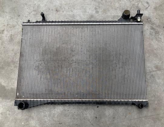 T2H2736-GX638005AB Engine radiator New XF 2016 + Motores