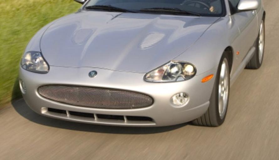 JAGUAR XK8 - XKR XK8 XK100 XKR 2005  Front bumper face lift HJE6468ADXXX Carroceria