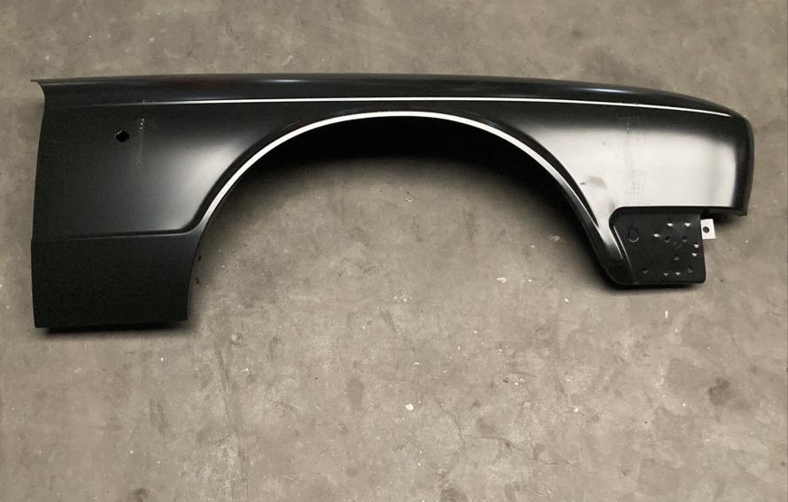 JAGUAR XJ / XJ40 / XJS XJ40 1988 - 1992  CAP5122  RH front wing new! Carroceria