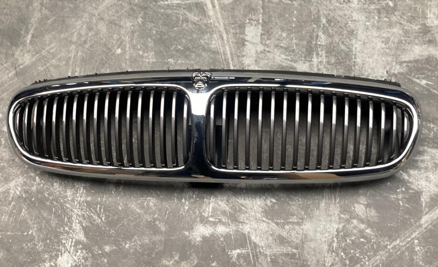 JAGUAR X-TYPE X Type 2001 - 2007  Grill C2S38387-4X438A100AD-C2S10796  Karosserie