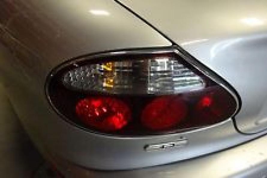 JAGUAR XK8 - XKR XK8 2002-2005  Luz trasera izquierdo o derecho lje4900ab-lje4901ab Iluminacion 